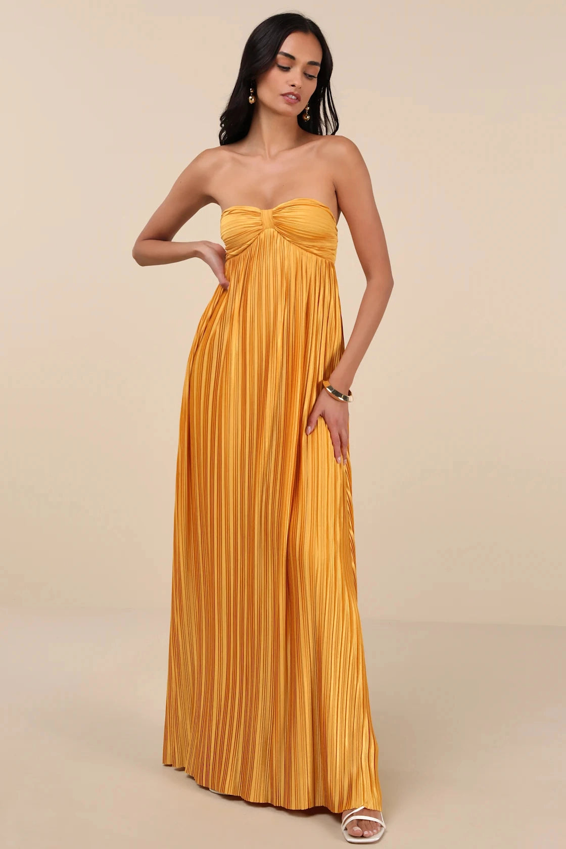 Emerald Green Column Strapless Sweetheart Open Back Maxi Bridesmaid Gown Vedress