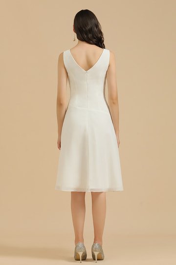 Classic Short A-line V-Neck Sleeveless Knee Length Chiffon Bridesmaid Dresses Wedding Gown With Ruched