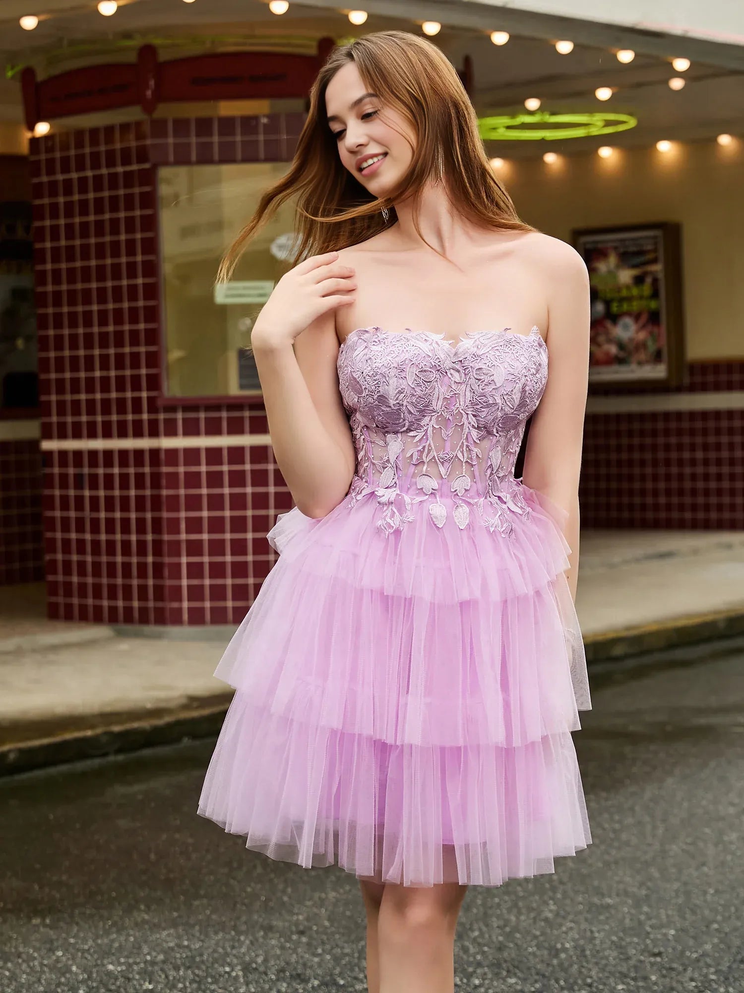 A-line Lace Sweetheart Strapless Corset Top Tiered Tulle Short Homecoming Dress