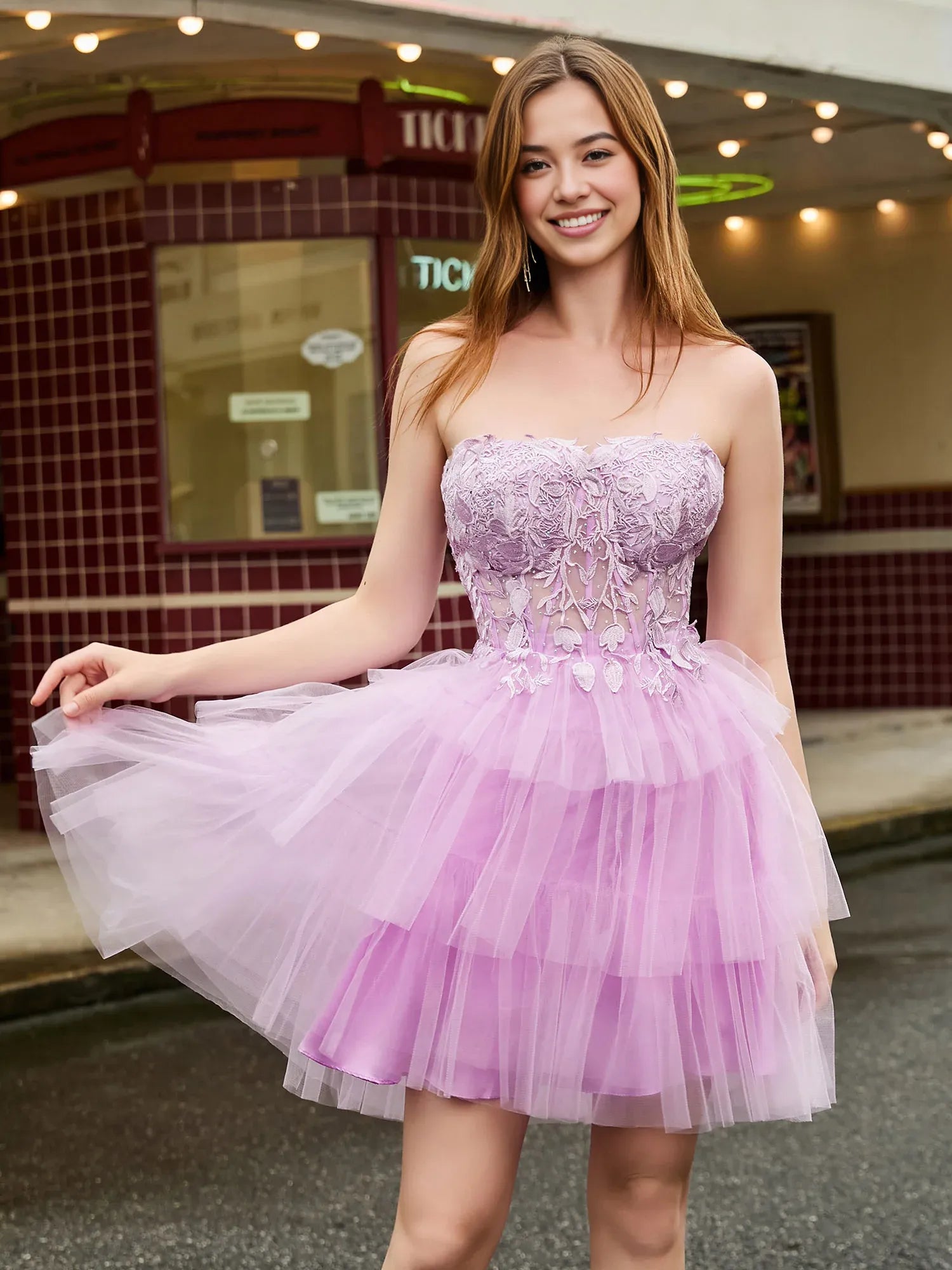 A-line Lace Sweetheart Strapless Corset Top Tiered Tulle Short Homecoming Dress