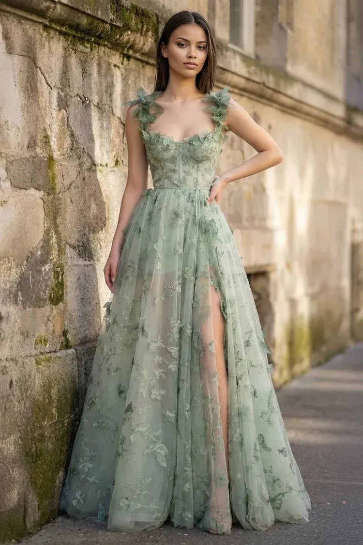 Romántico vestido de fiesta de corte A, princesa, escote corazón con aplicaciones de mariposas, largo hasta el suelo