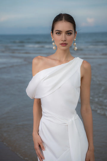 Vedress white satin one‑shoulder wedding dress waist sash for beach elopement