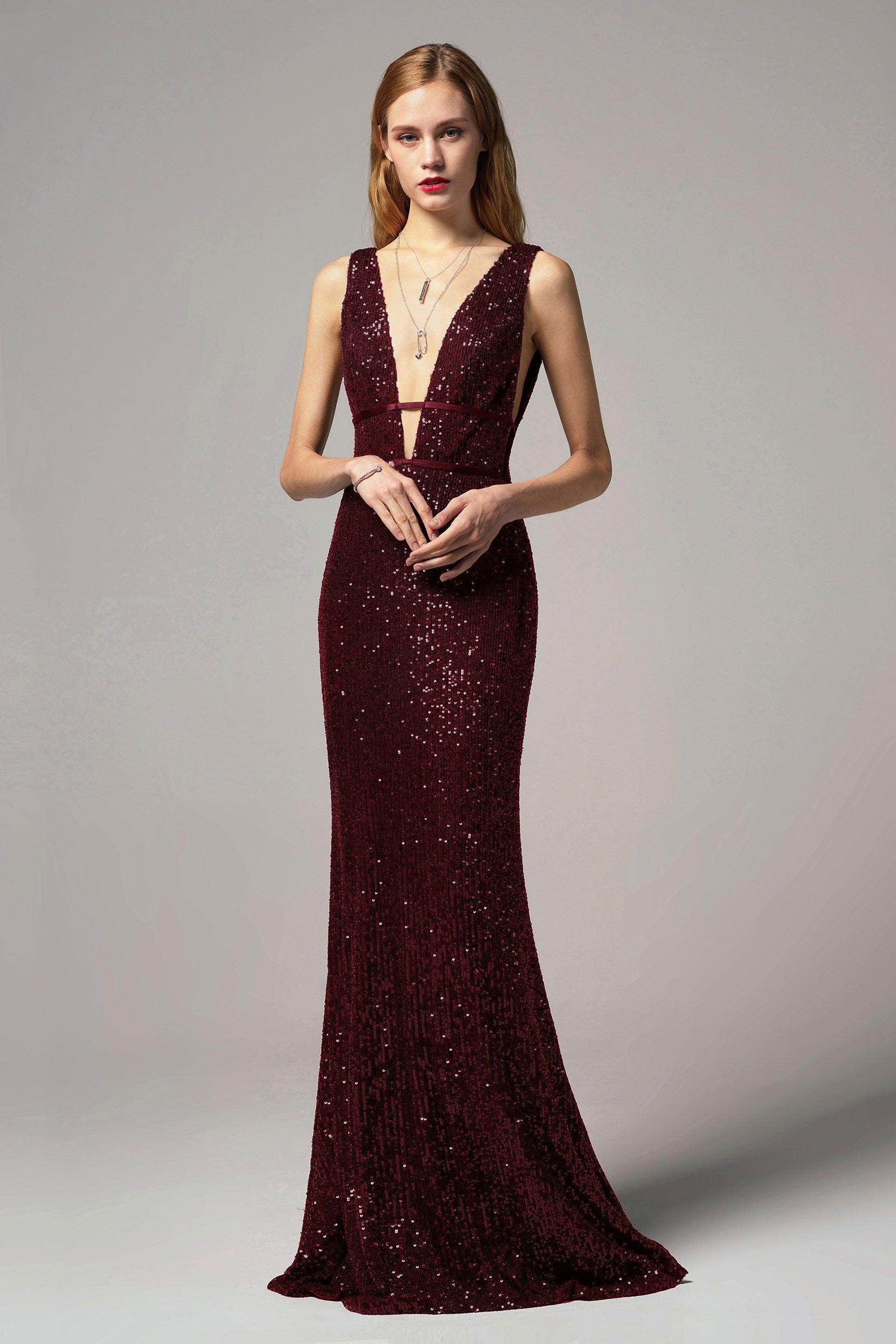Sleek Sheath Trumpet Plunge Neck Sleeveless Sequin Open-Back Evening Dress