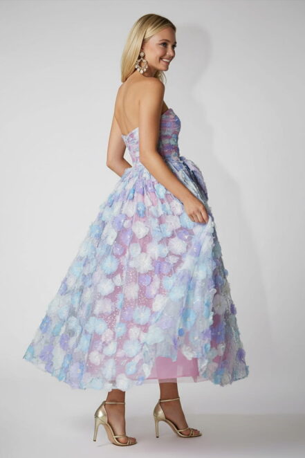 Elegant A-Line Strapless Tulle Midi 3D Floral Cocktail Party Dress