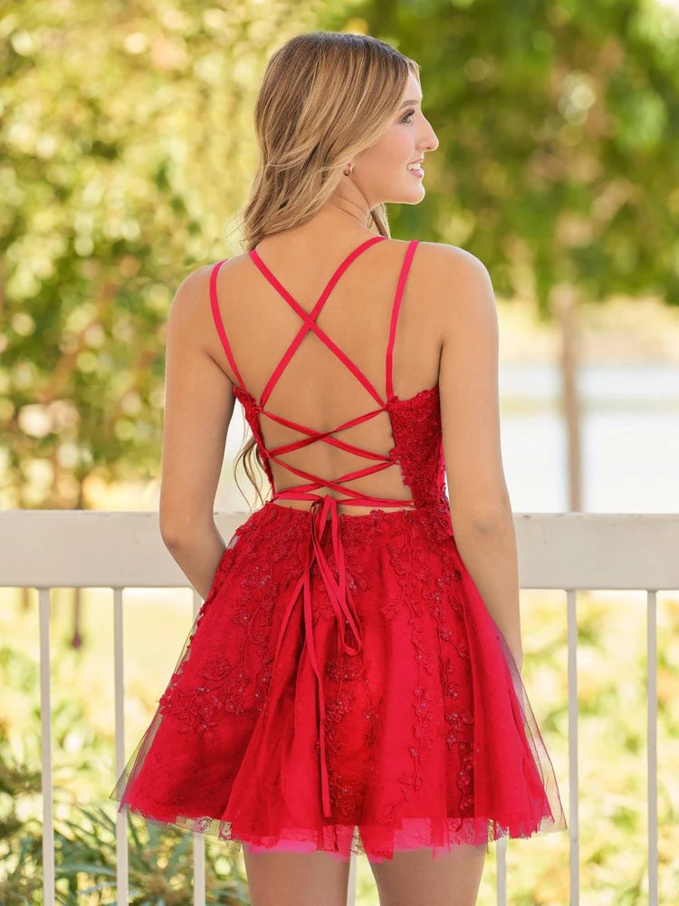 Elegant A-Line Sweetheart Neck Lace Tulle Short Lace-Up Homecoming Dress