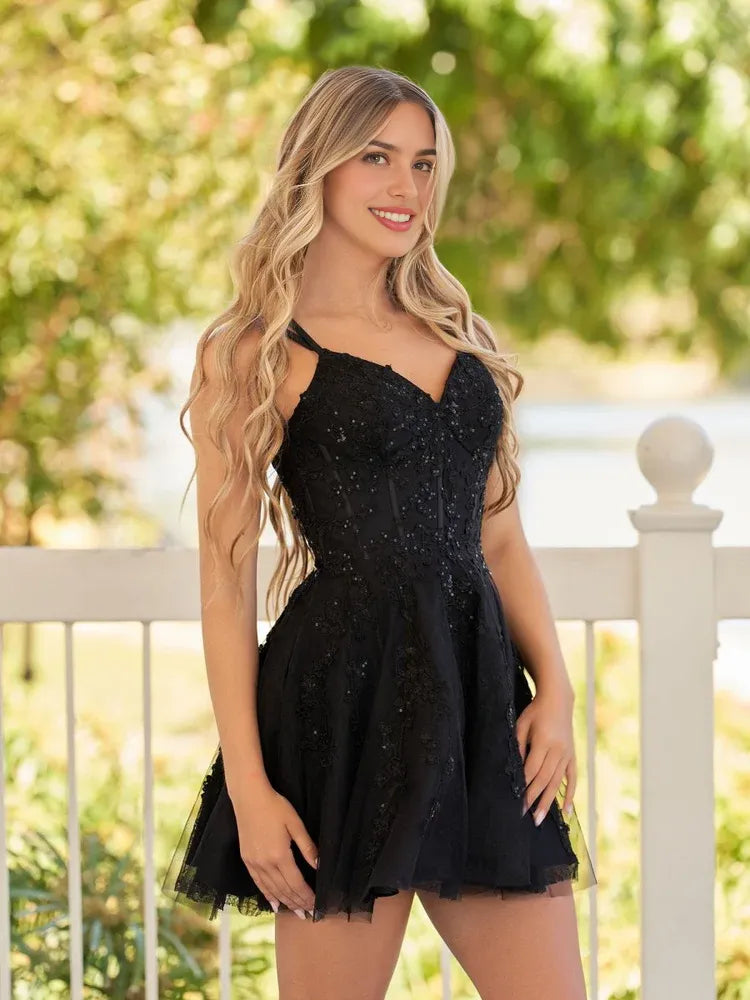 Elegant A-Line Sweetheart Neck Lace Tulle Short Lace-Up Homecoming Dress
