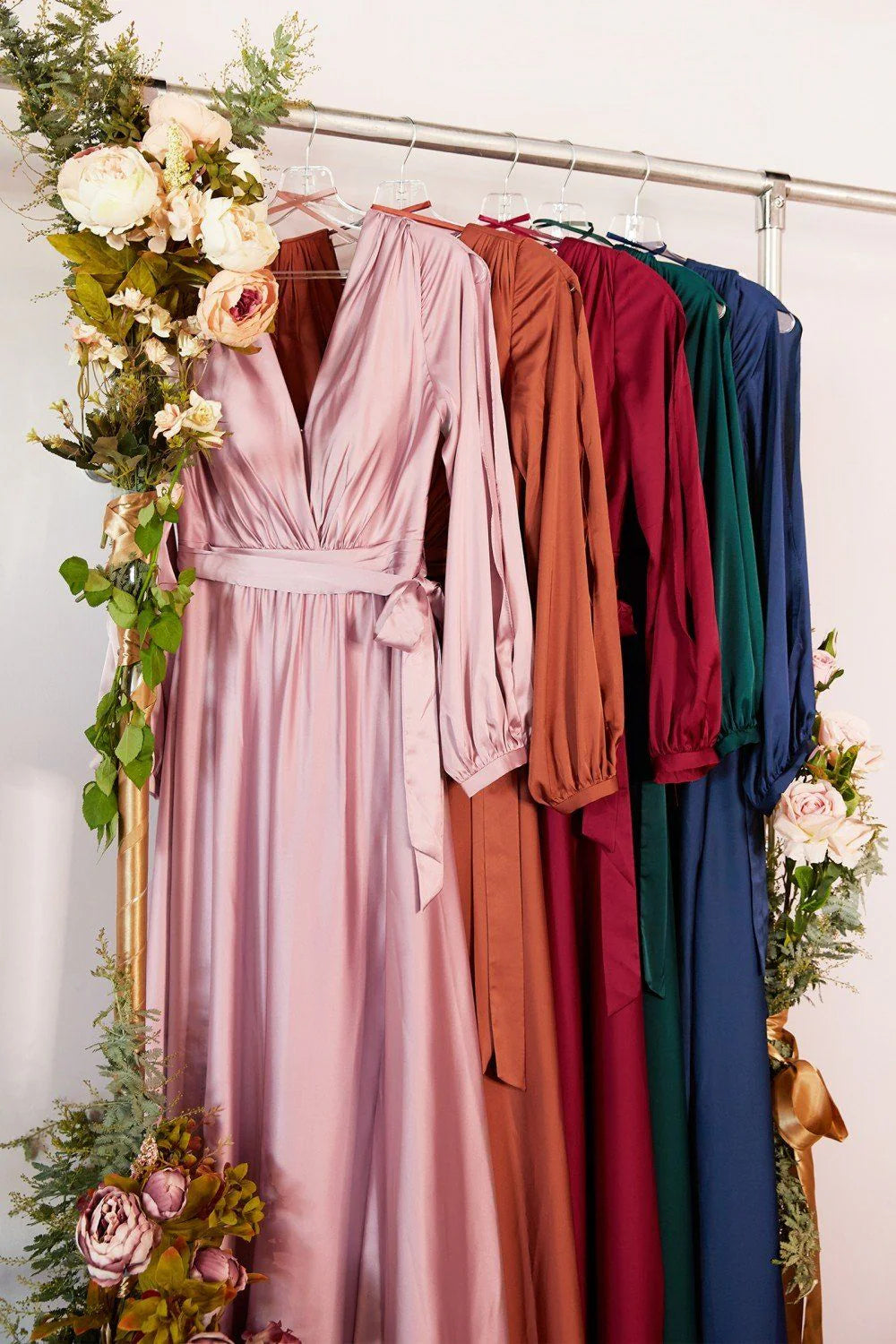 Elegant A-line V-neck Long Sleeve Satin Floor-length Slit Pleated Evening Dress