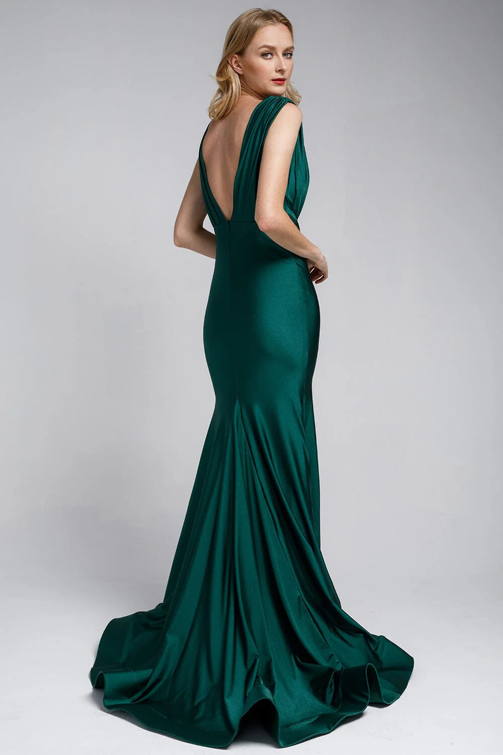 Elegant Mermaid Deep V-Neck Sleeveless Satin Floor-Length Ruched Waist Evening Gown