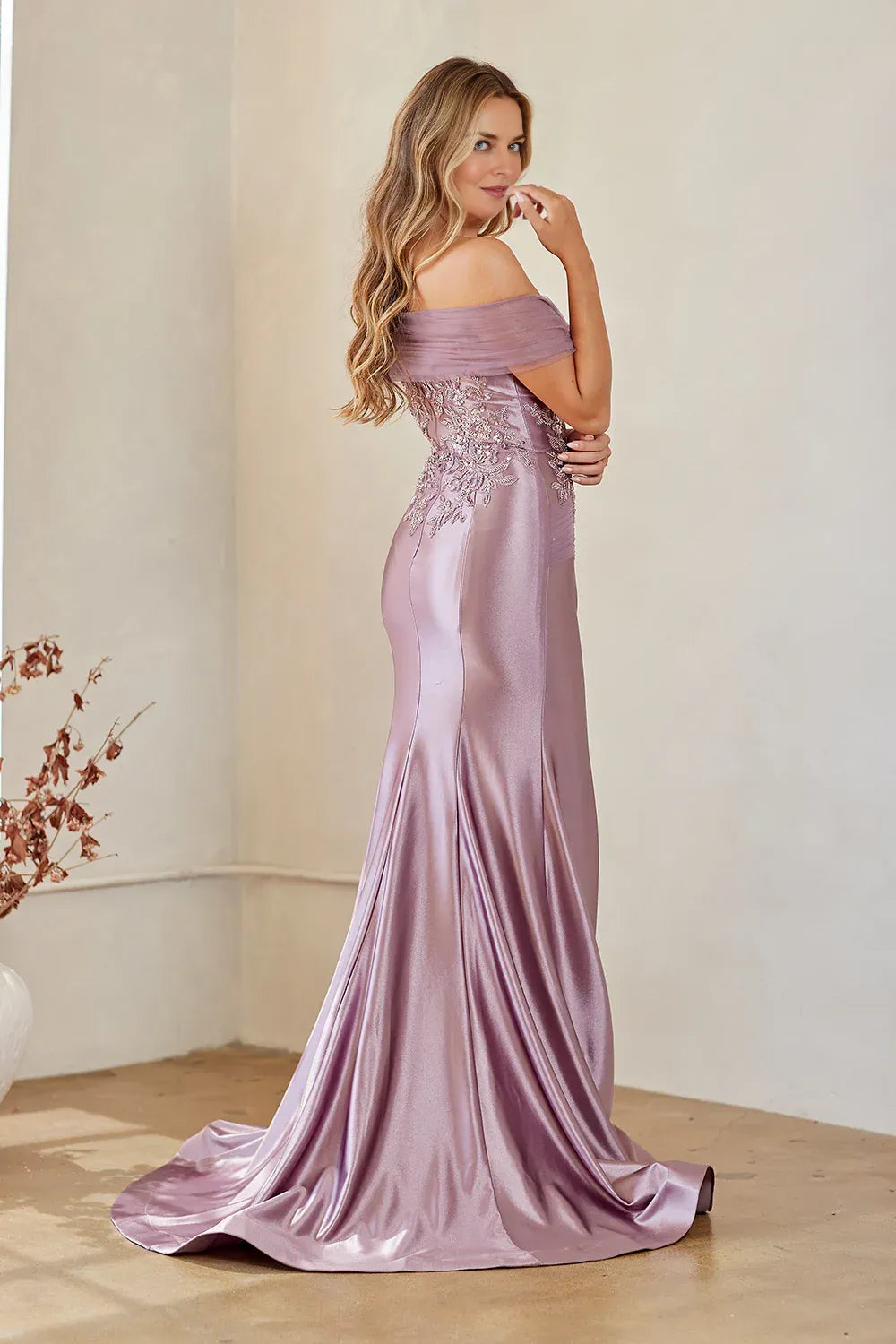 Elegant Mermaid Off-the-Shoulder Sweetheart Sleeveless Chiffon Satin Floor-Length Beaded Lace Evening Gown