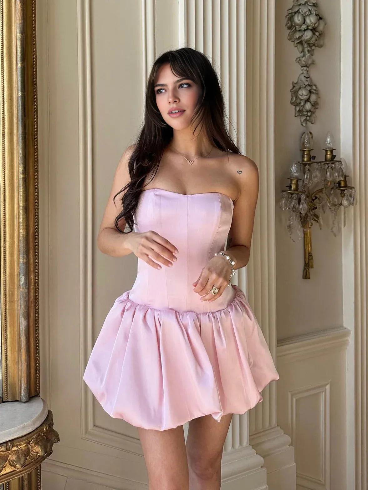 Elegant Structured Strapless Sleeveless Satin Mini Homecoming Dress Bubble Hem Party Dress