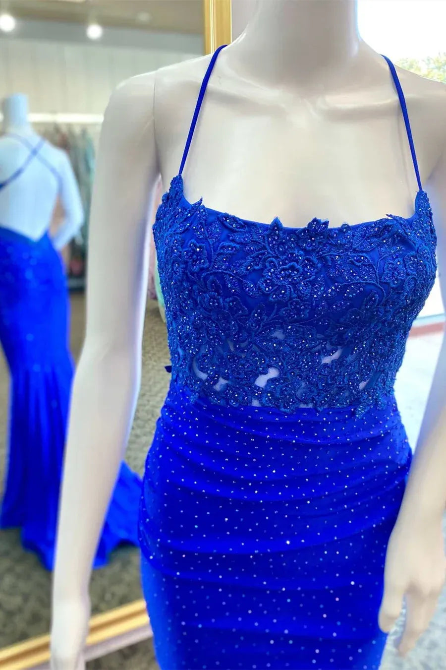 Espectacular vestido de fiesta de sirena sin espalda de lentejuelas verde esmeralda