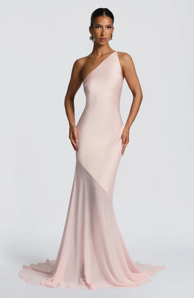 Glamuroso Vestido de Noche Largo de Gasa con Un Solo Hombro y Espalda Abierta Estilo Sirena