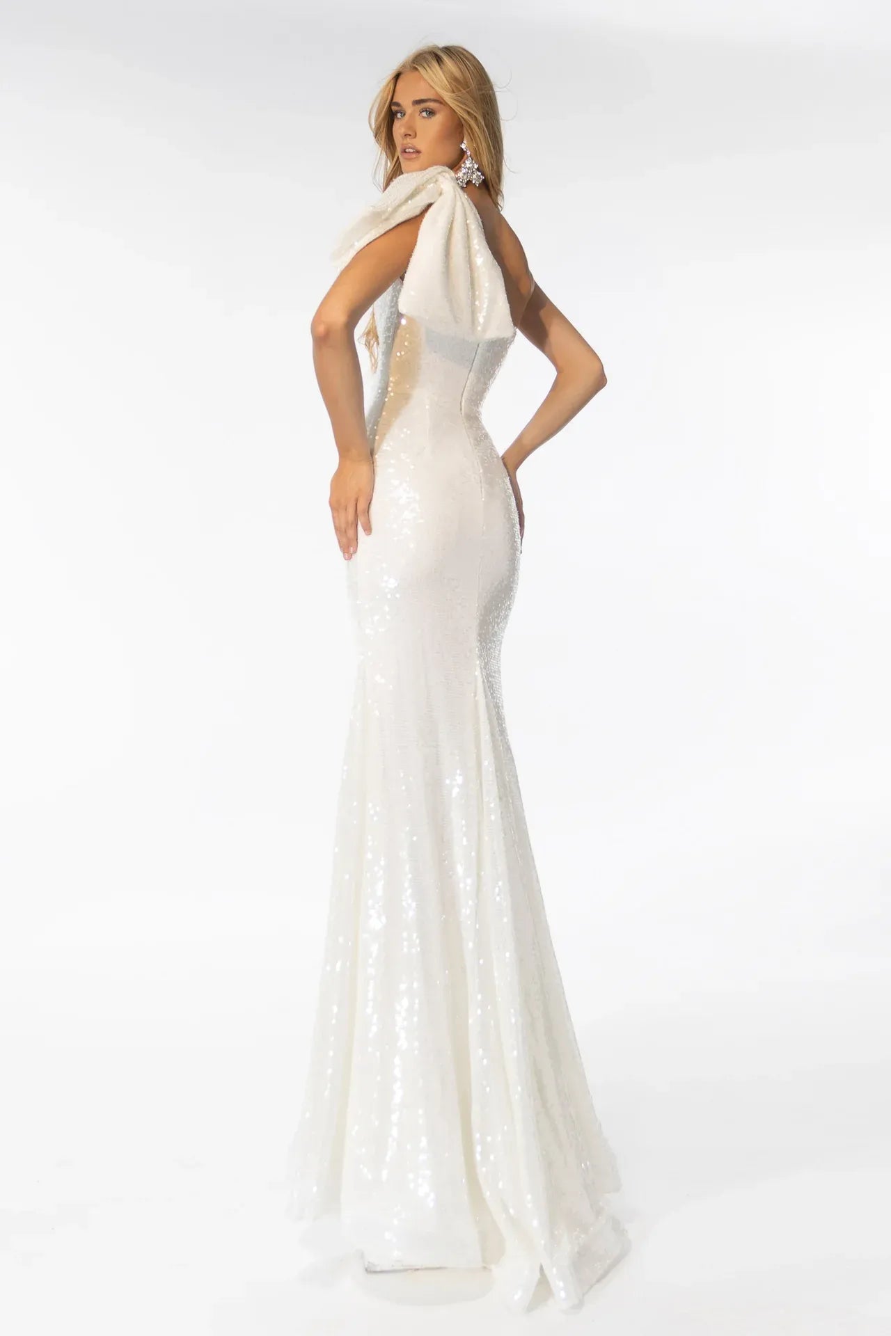 Glamorous Mermaid One Shoulder Puff Sleeve Sequin Floor Length Evening Dress