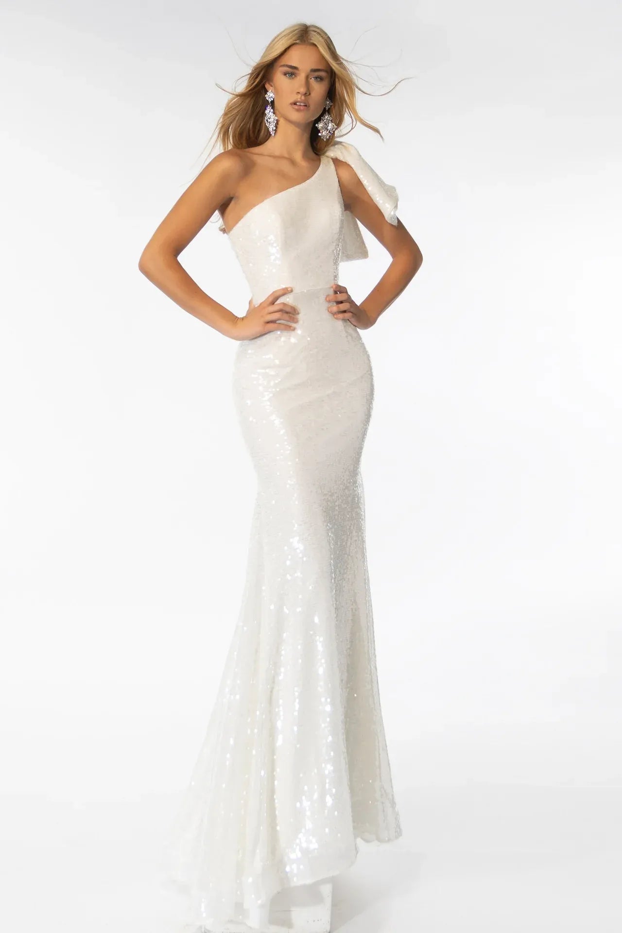 Glamorous Mermaid One Shoulder Puff Sleeve Sequin Floor Length Evening Dress