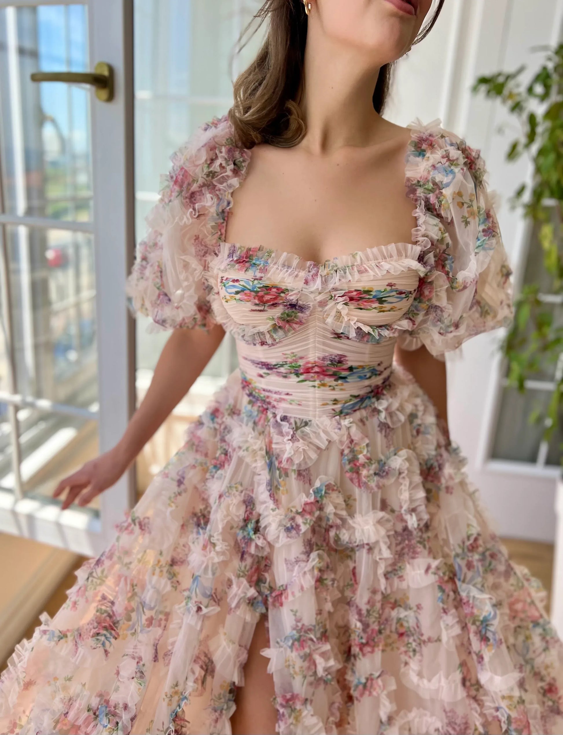 Romantic A-Line Square Neck Puff Sleeve Floral Print Tulle Ruffle Prom Gown