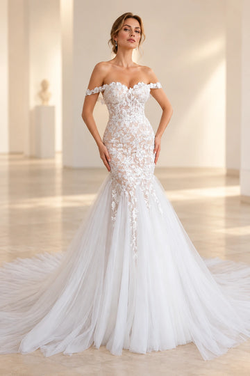 Vedress lace tulle mermaid wedding dress with a sweetheart neckline, off-the-shoulder sleeves, floral appliques and a flared skirt, front view.