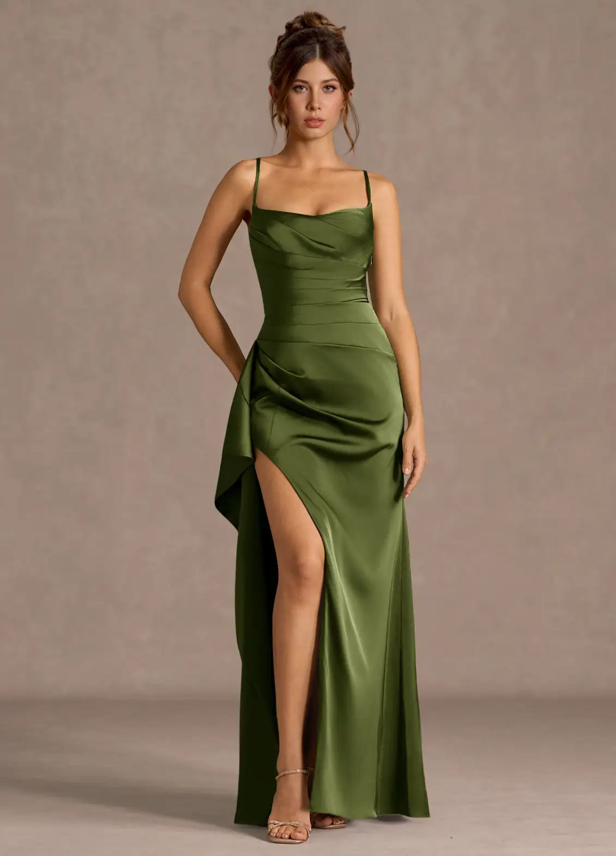 Women's Sleeveless Sweetheart Neck Evening Gown Maxi Dress Satin Solid Backless with Side Draped High Slit