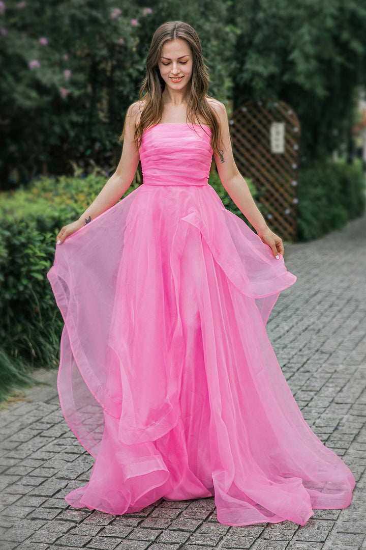 Vestido de noche formal de organza y tul con escote corazón, cuerpo fruncido y falda de volantes asimétricos