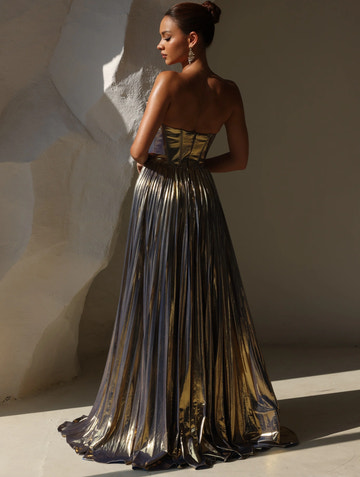 A-Line Metallic Evening Dress Strapless Formal Long Pleated Dresses With Split Side