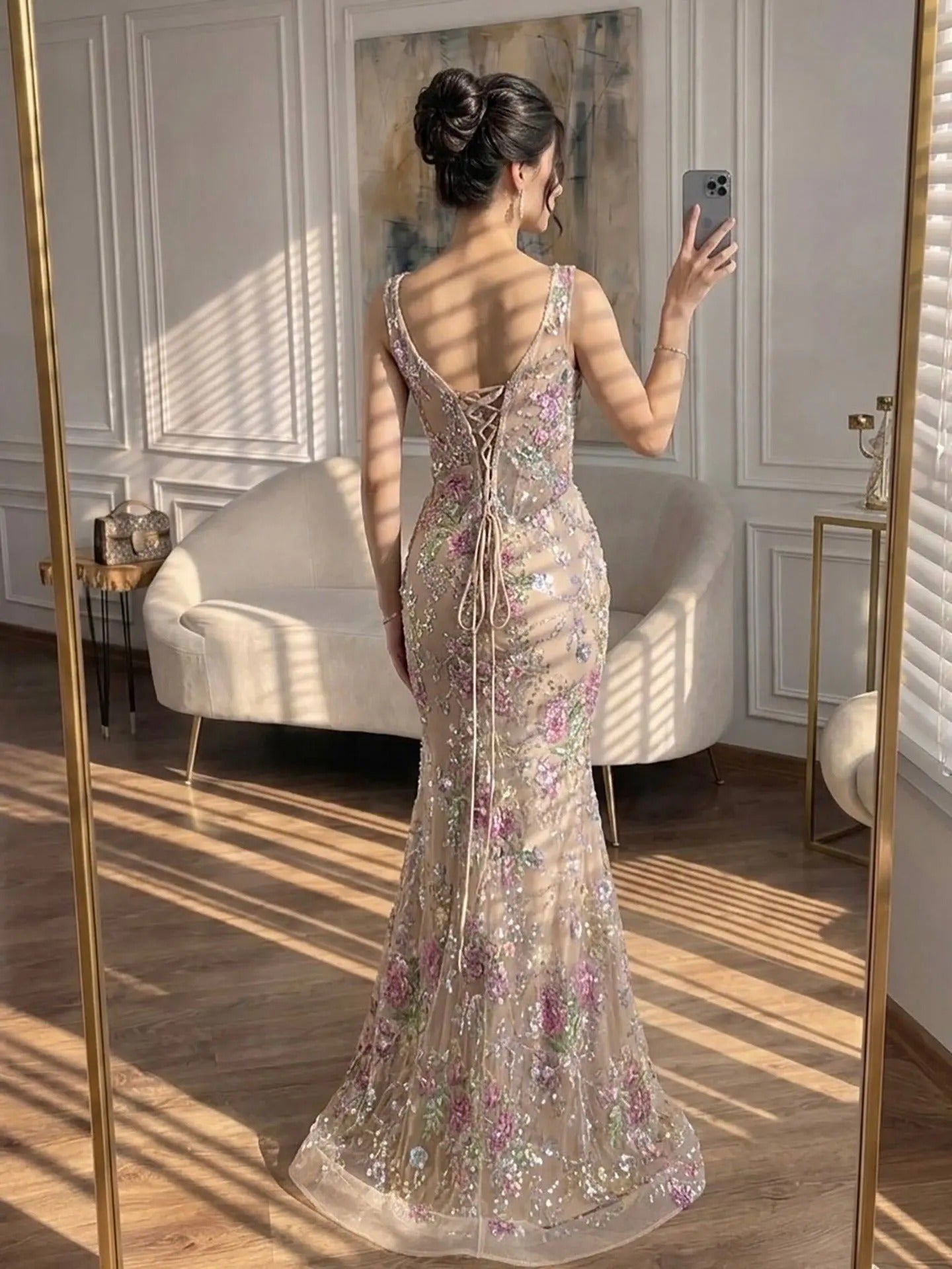 Romantic Mermaid Scoop Neck Strappy Lace-Up Back Floor-Length Prom Dress