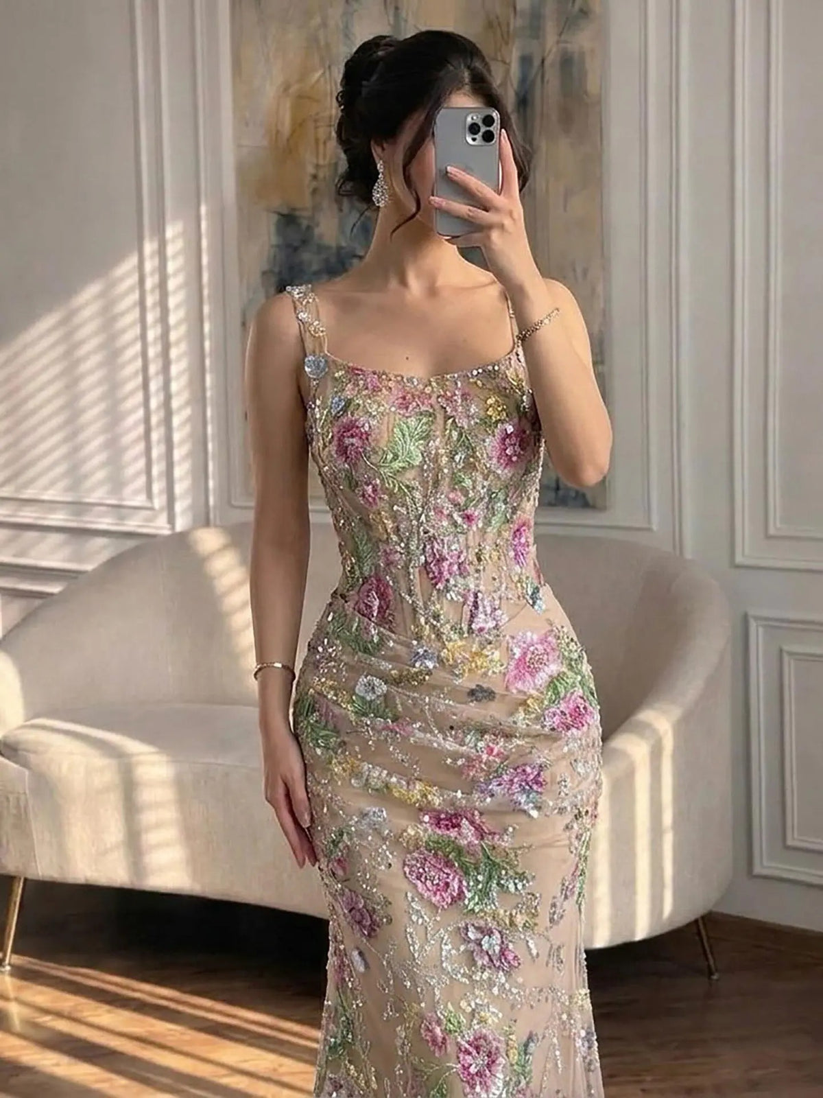 Romantic Mermaid Scoop Neck Strappy Lace-Up Back Floor-Length Prom Dress