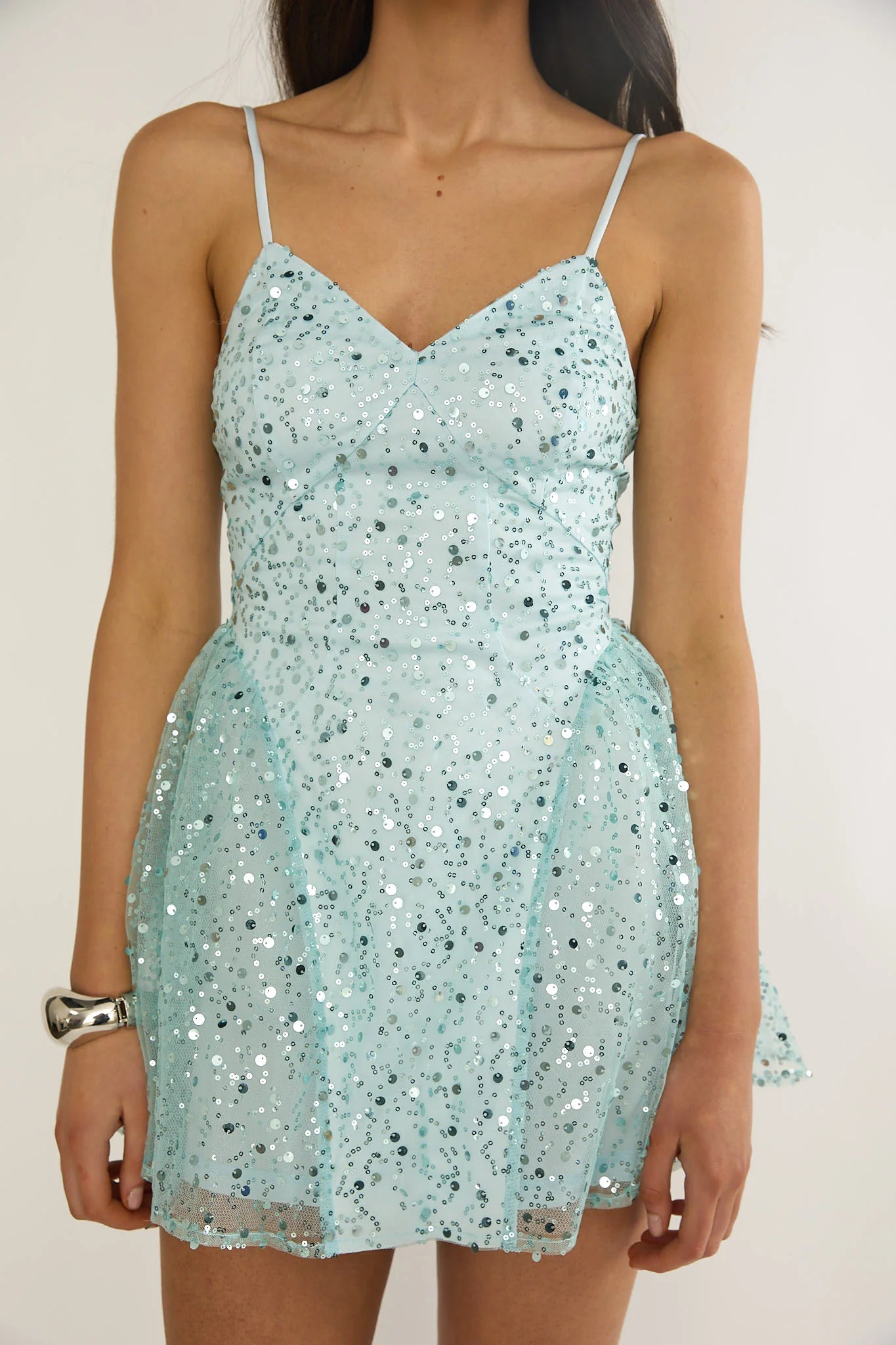 Sequin V-Neck Spaghetti Strap A-line Tulle Homecoming Dress