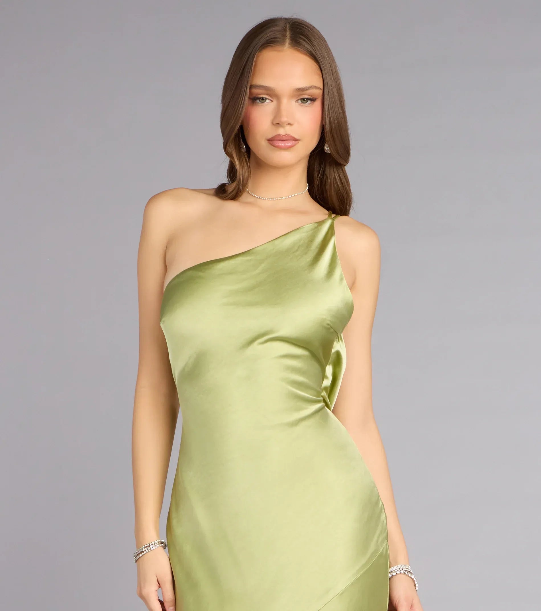 Elegant Sheath One-Shoulder Satin Cowl Back Maxi Gown Formal Prom Dress