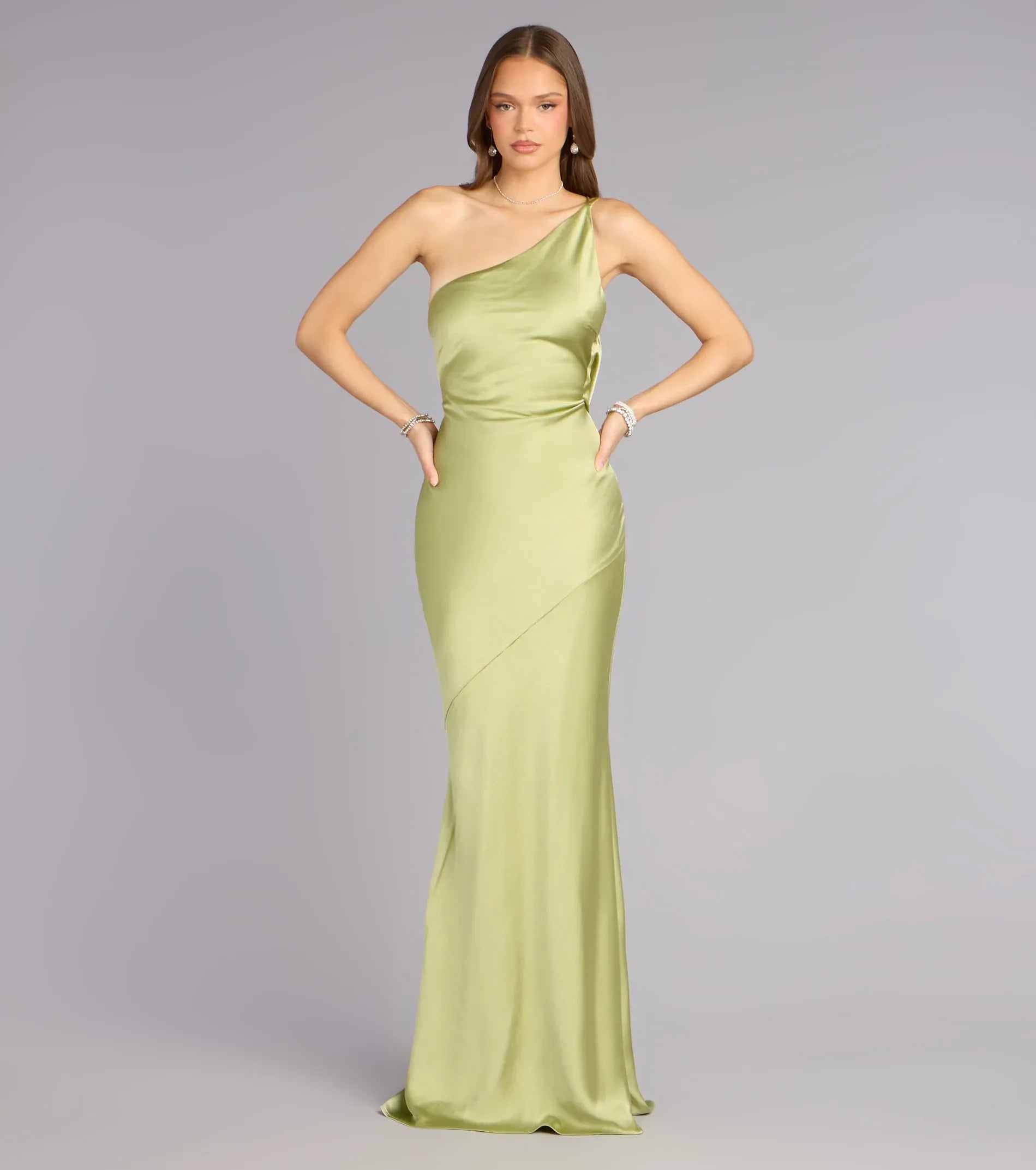 Elegant Sheath One-Shoulder Satin Cowl Back Maxi Gown Formal Prom Dress