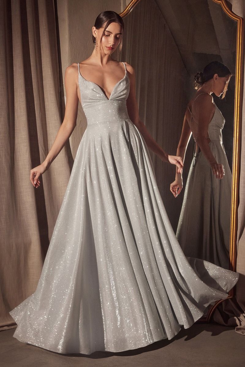 Vestido de noche largo de lentejuelas con escote en V profundo y corte en A - Vestido de fiesta formal con tirantes finos y abertura alta