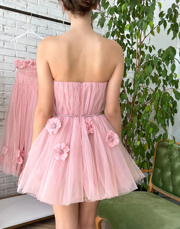 Dreamy A-Line Strapless Tulle Handmade Flowers Short Homecoming Dress