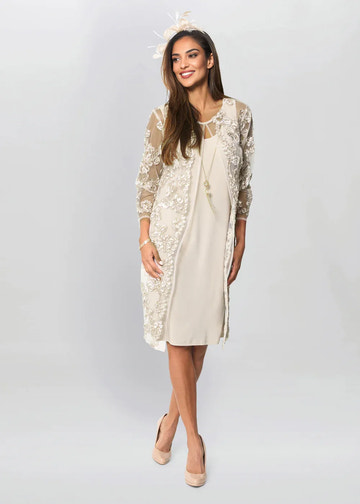 Two Piece Elegant 3-4 Sleeve Floral Embroidered Mother of the Bride Dress