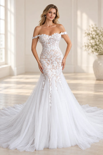 Vedress mermaid wedding dress with a sweetheart neckline, floral off-shoulder straps, fitted lace bodice and flared layered skirt.